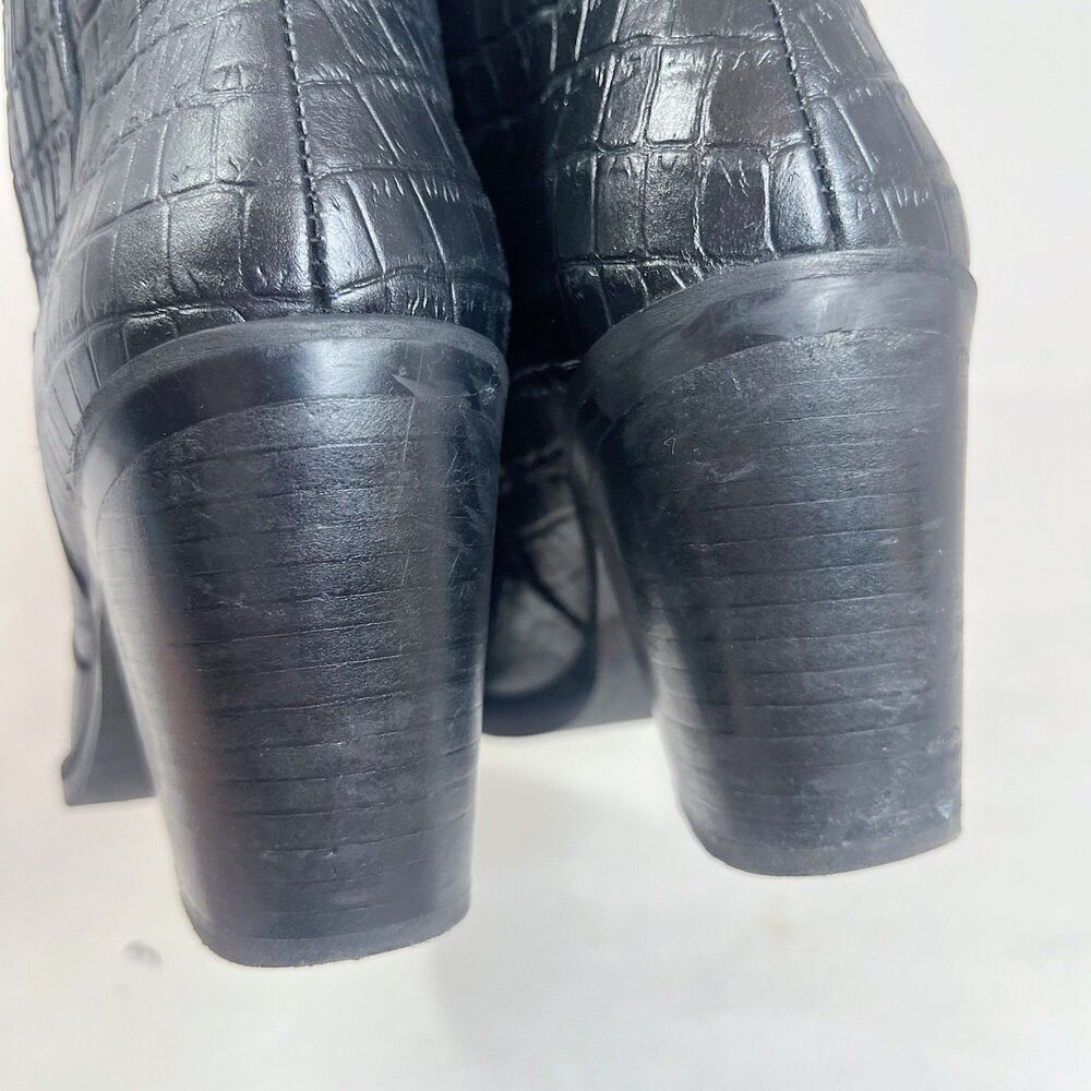 Blondo Black Leather Crocodile Embossed Booties Cowboy Ankle Boots Size 9 - Picture 6 of 8
